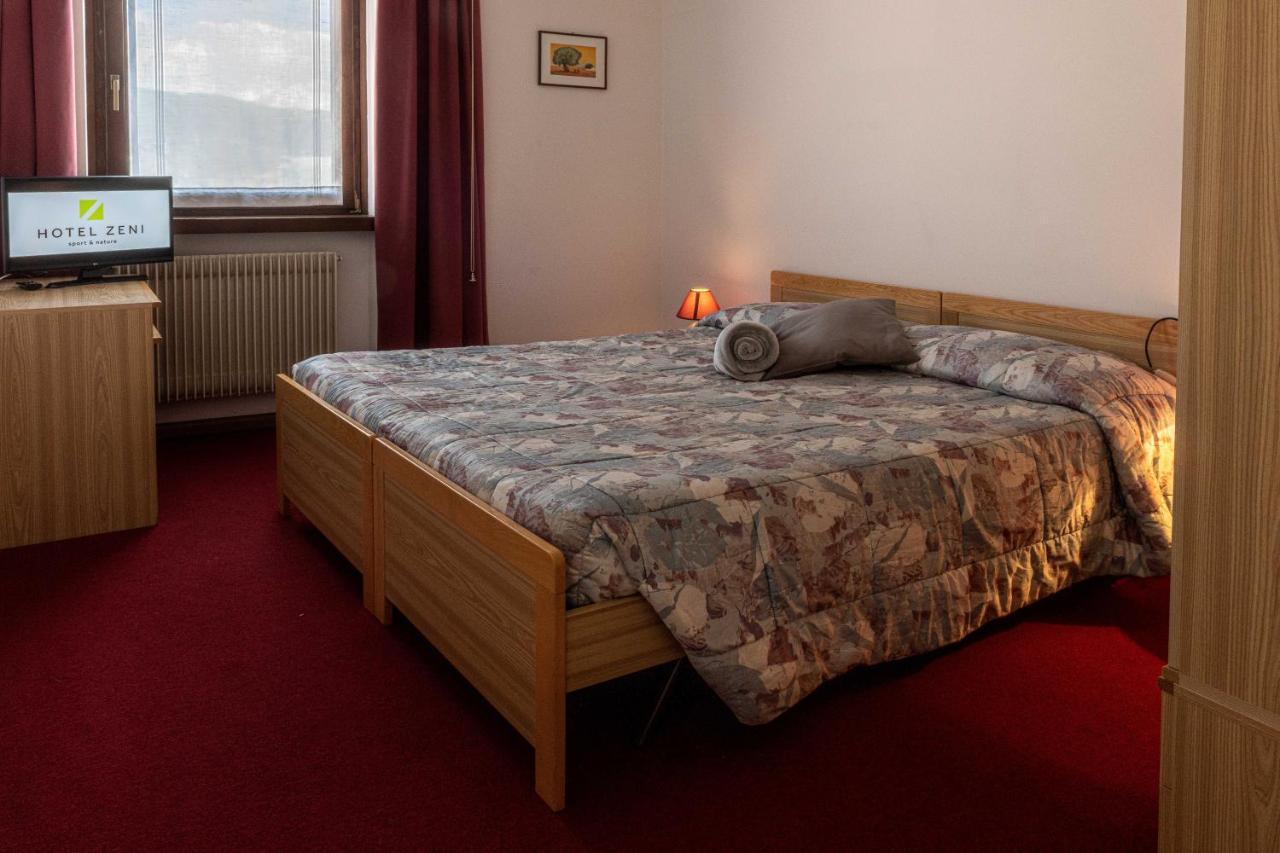 Hotel Zeni Brentonico Eksteriør bilde