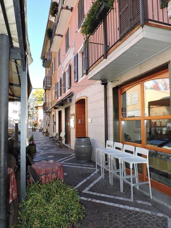 Hotel Zeni Brentonico Eksteriør bilde